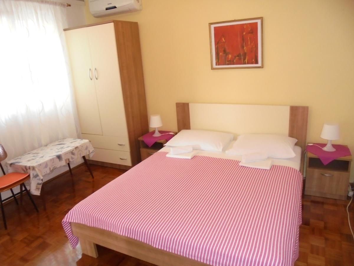 Apartments Kovacic Makarska Habitación foto